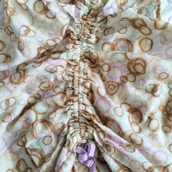 Calvin Klein Jeans, size 4T Ruffle Dress with Brown, Purple, Blue Designs - Picture 3 of 5